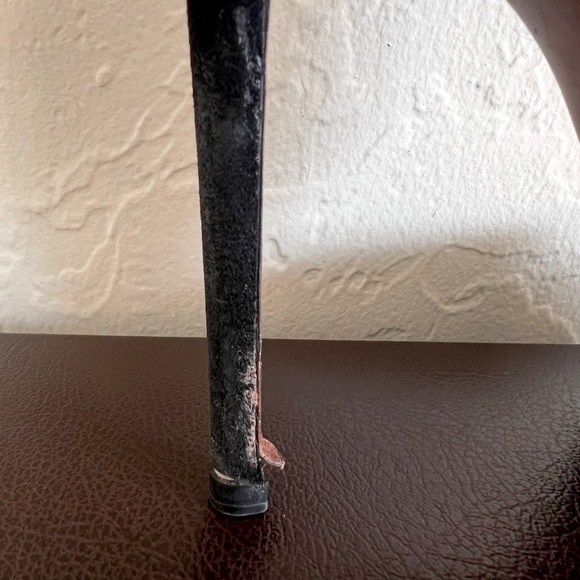 Alaia Black Suede Escarpins  Elastic Cross Strap Stiletto Heels 39.5 with Box - Picture 8 of 16